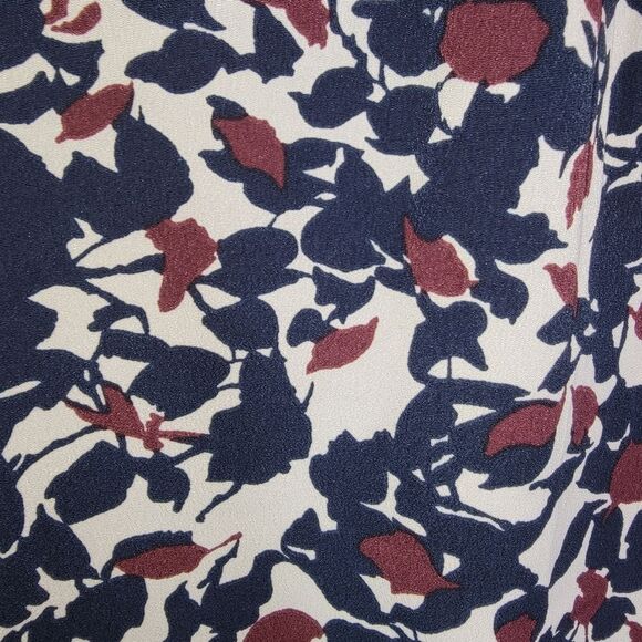 Ann Taylor LOFT floral shorts romper size 4 - Picture 8 of 10